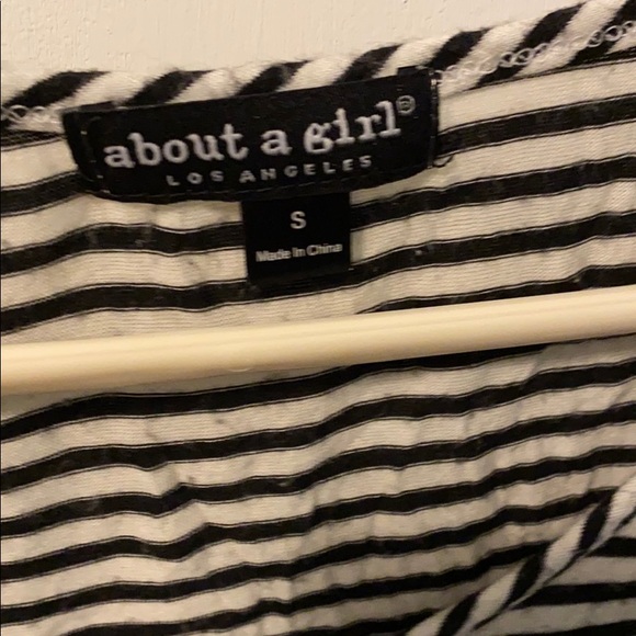 Crop top - Picture 3 of 3